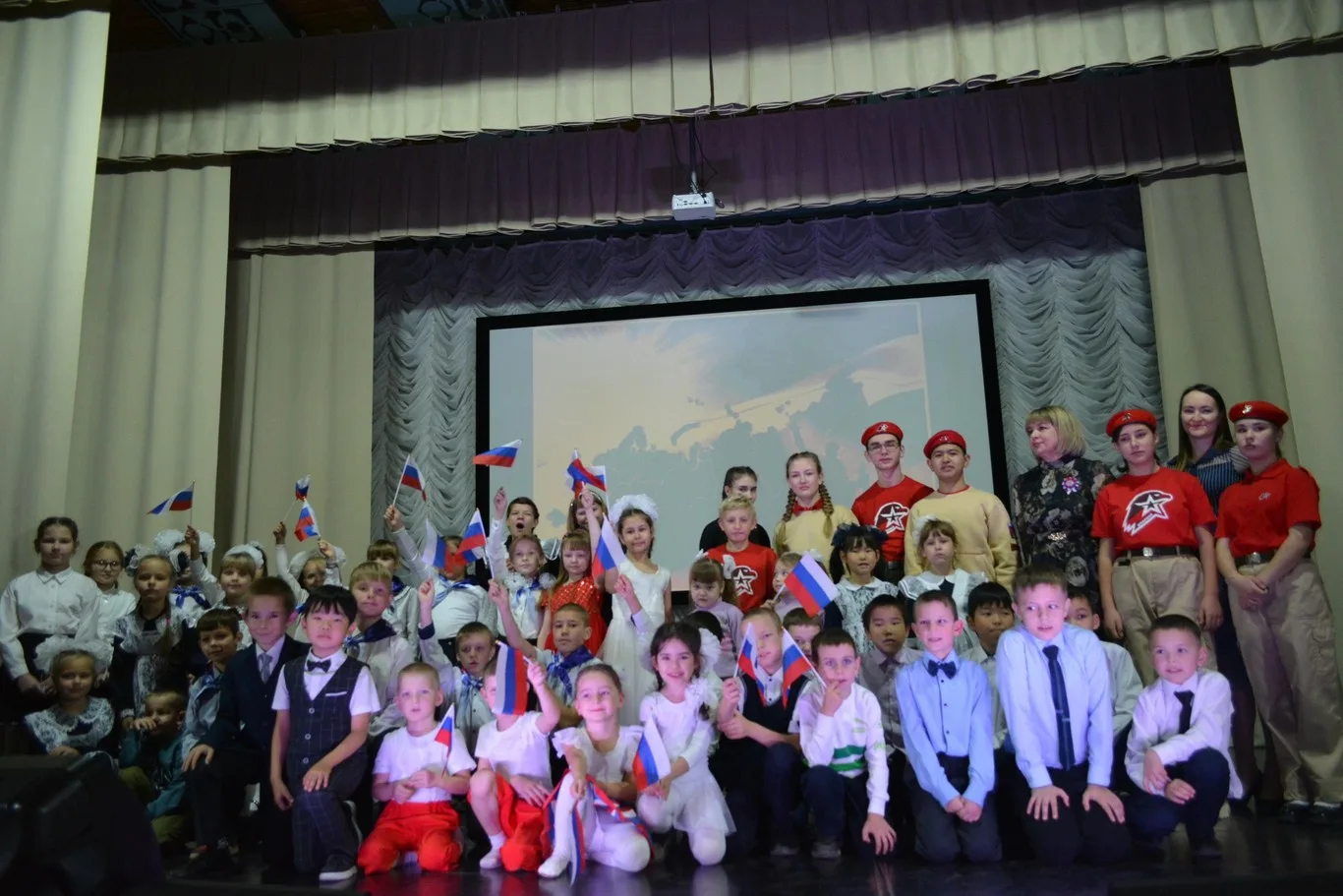 Благотворительный концерт в поддержку воинов-земляков